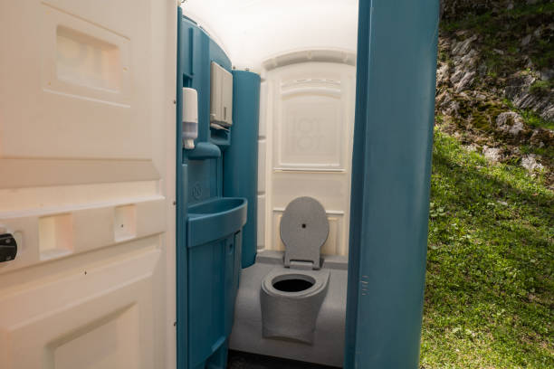 Best Best portable toilet rental  in Muskegon, MI
